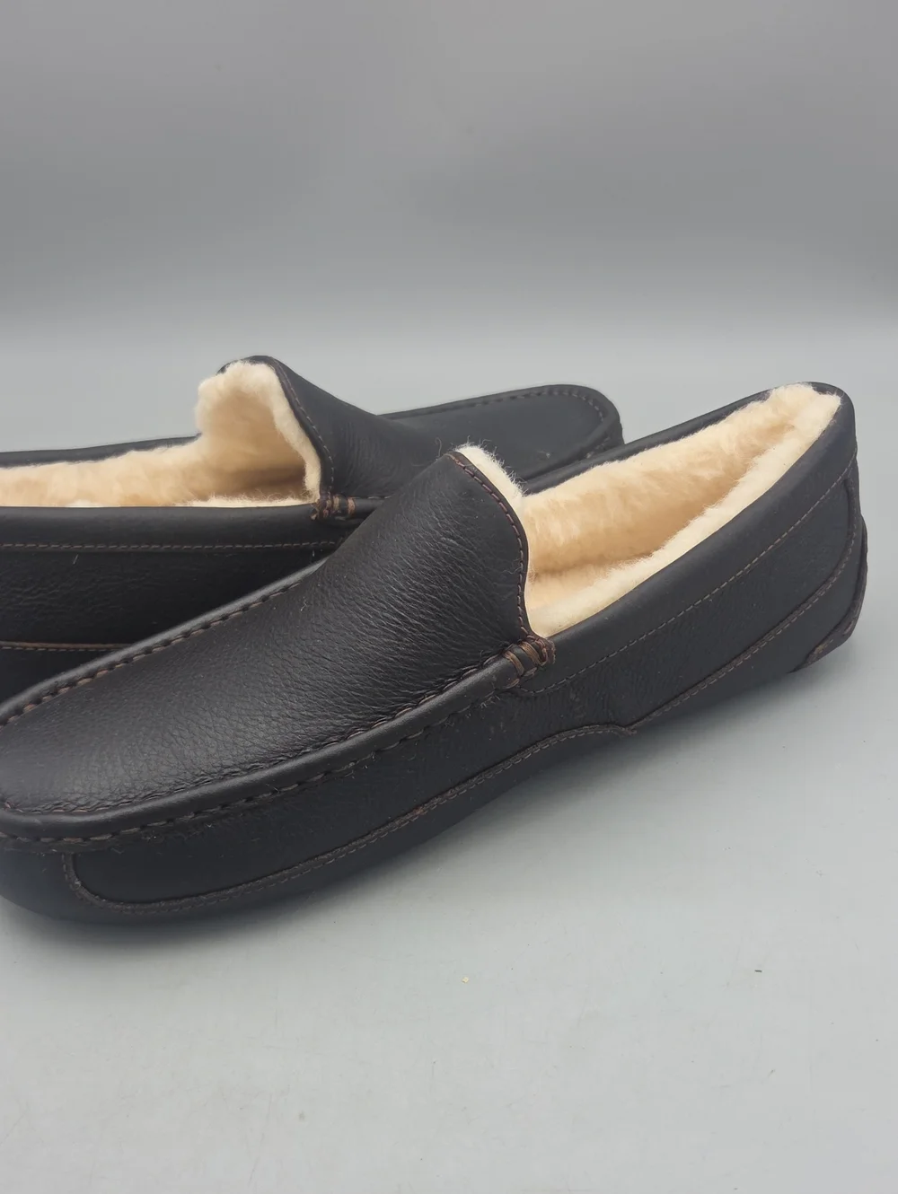 UGG Men's Ascot Brown Leather House Slippers Men 12